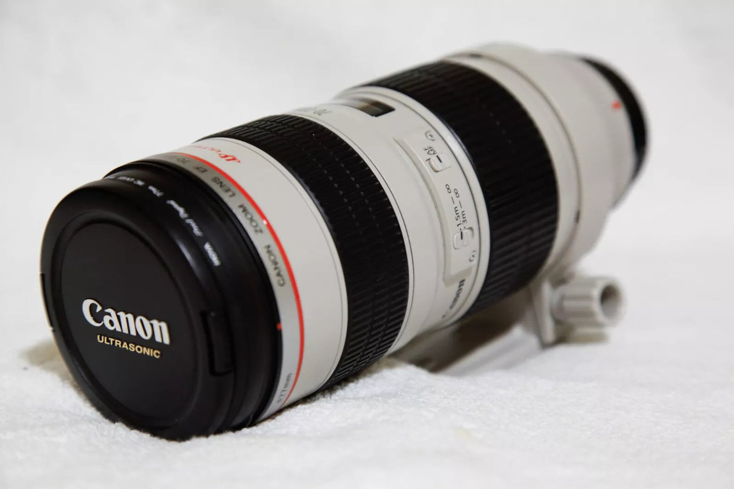 Canon EF 70-200mm f/2.8 L IS USM Lens (Used)