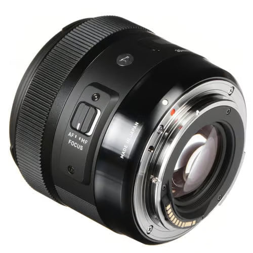 Sigma 30mm f/1.4 DC DN Contemporary Lens for Canon EF Mount