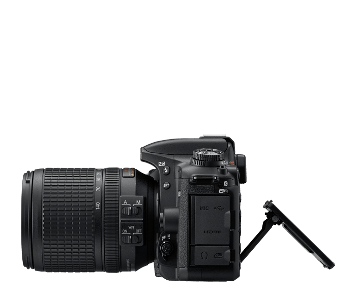 Nikon D7500 DSLR Camera with 18-140mm Lens