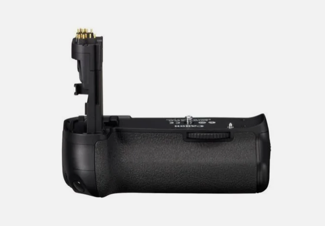 Canon  BG-E9 Battery Grip (Used)