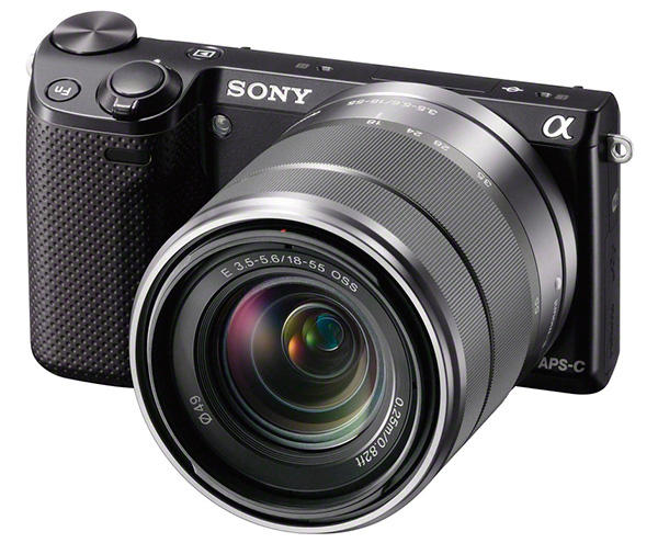 Used: Sony Alpha NEX-5R 16 MP  with 16-50mm Zoom Lens