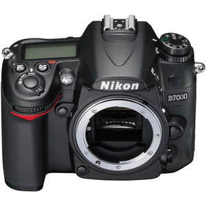 Nikon D7000 with 18-55 mm VR Lens