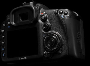 Canon 7D with 18-55mm Lens