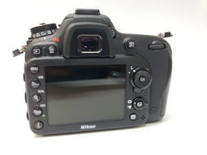 Nikon D7100 with 18-55mm VR Lens (Used)